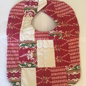 3/$25 or $12 ea.  NWT Handmade Quilted Reversible Baby Bib.